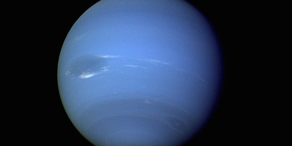 Foto van de planeet Neptunus gemaakt in 1989 door Voyager 2